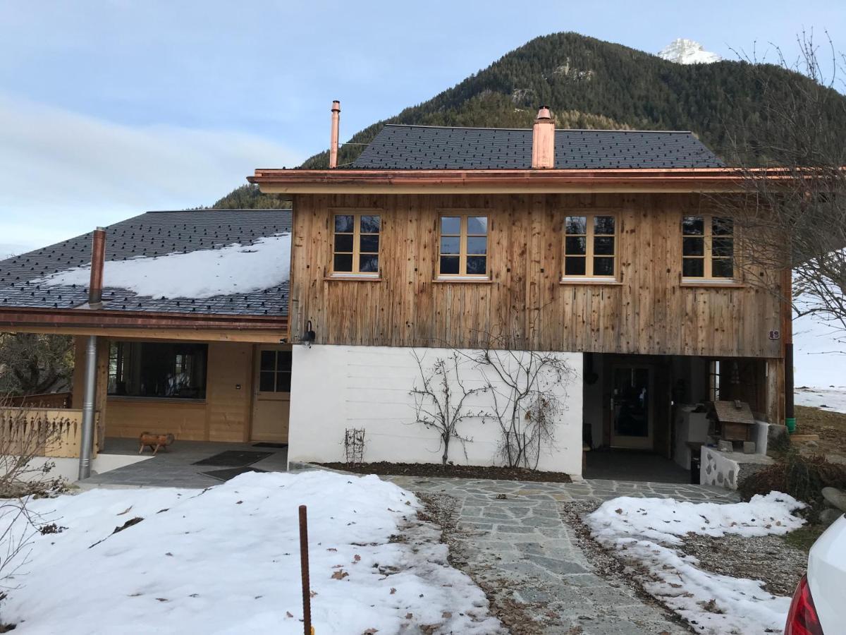 Au Pre Des Chevaux Panzió Chateau-d'Oex Kültér fotó